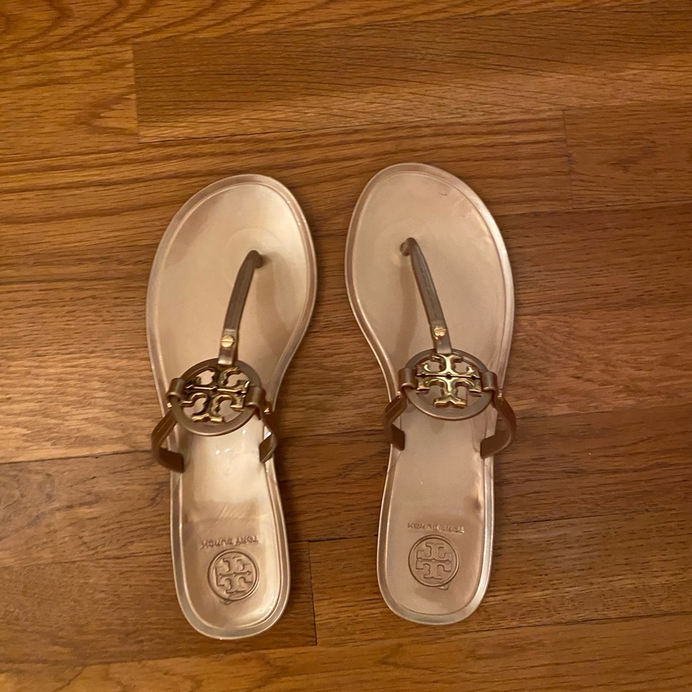 tory burch sandal